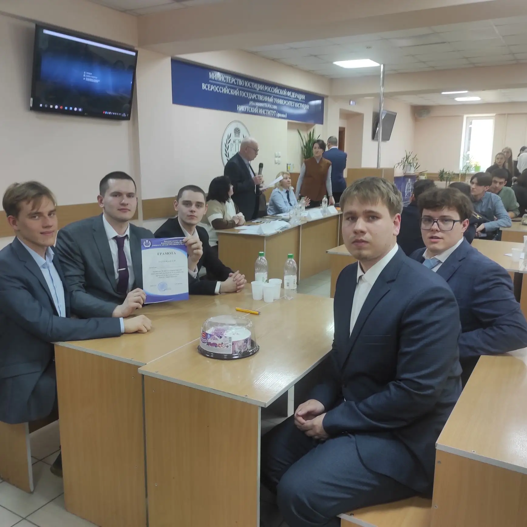 ec06d1ab-ac2d-4576-8aa8-ad7dec15de7b