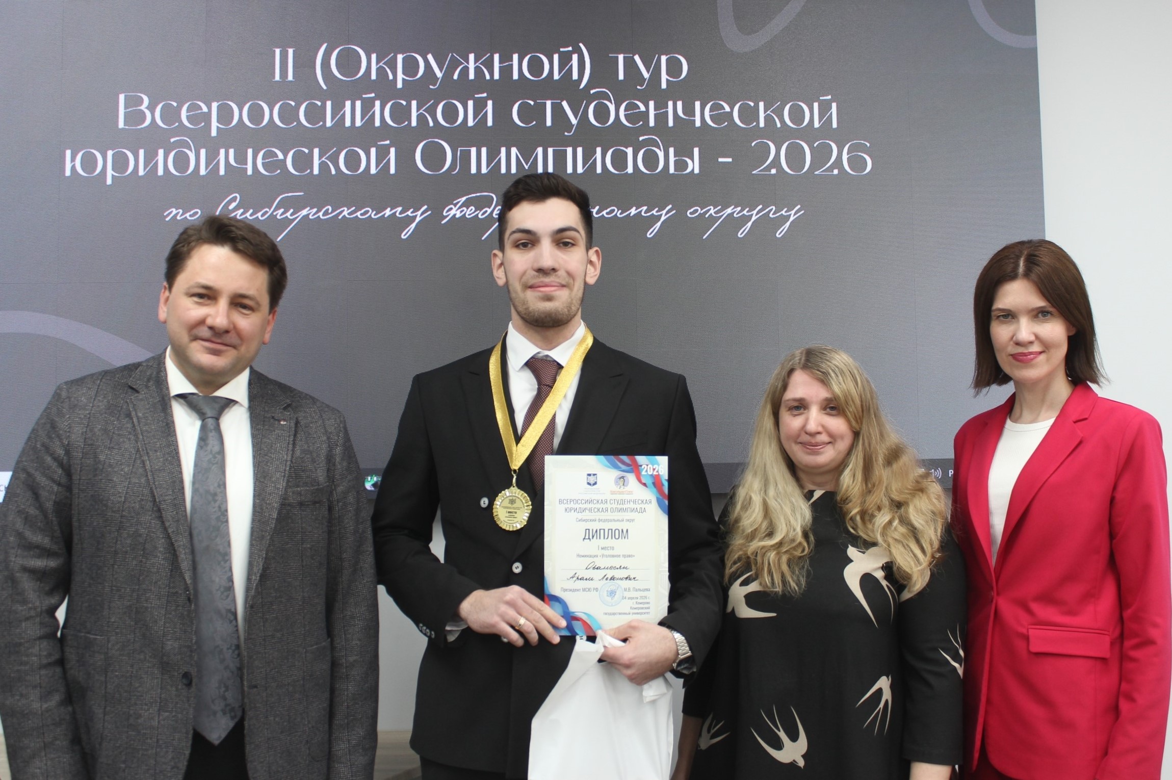 u0ljmgo_yao9kfgo6n8pkcvj_4pzn-6h_fjmihz7cg1ve1ffjjvthkak-dmahce_p19670